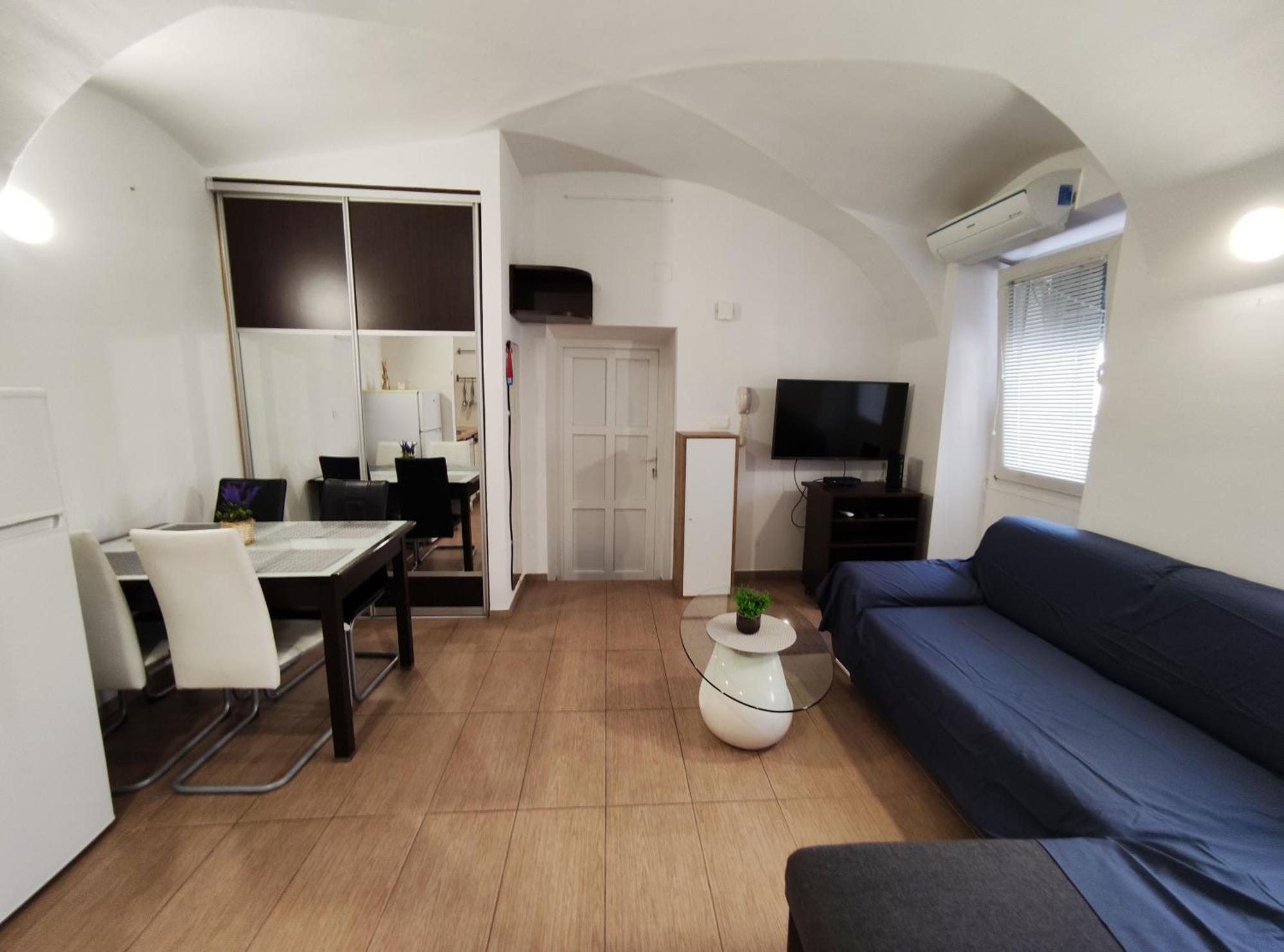 Studio Apartment Sisters 3-4 Λιουμπλιάνα Εξωτερικό φωτογραφία