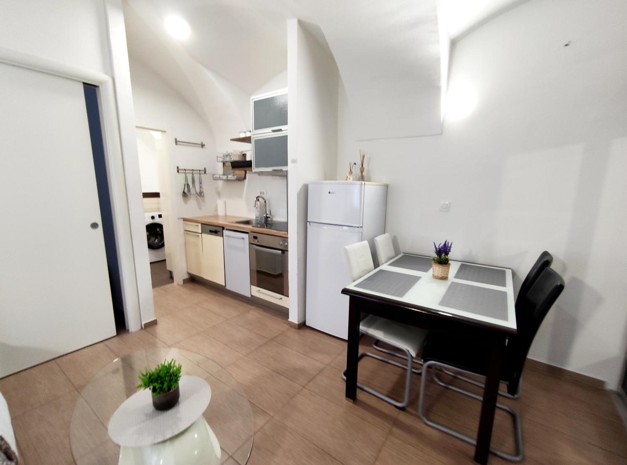 Studio Apartment Sisters 3-4 Λιουμπλιάνα Εξωτερικό φωτογραφία
